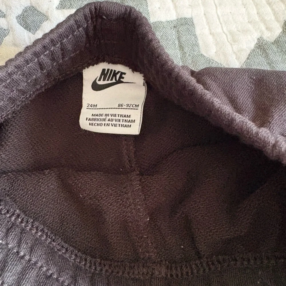 Nike Red Dri-FIT Tee with White Logo - Picture 5 of 5